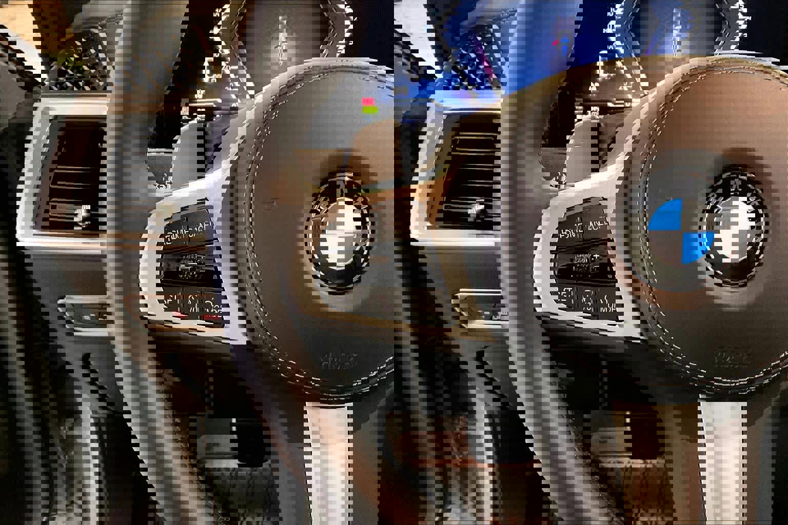 Used 2026 BMW X7 xDrive40i w/ M Sport Package image 22