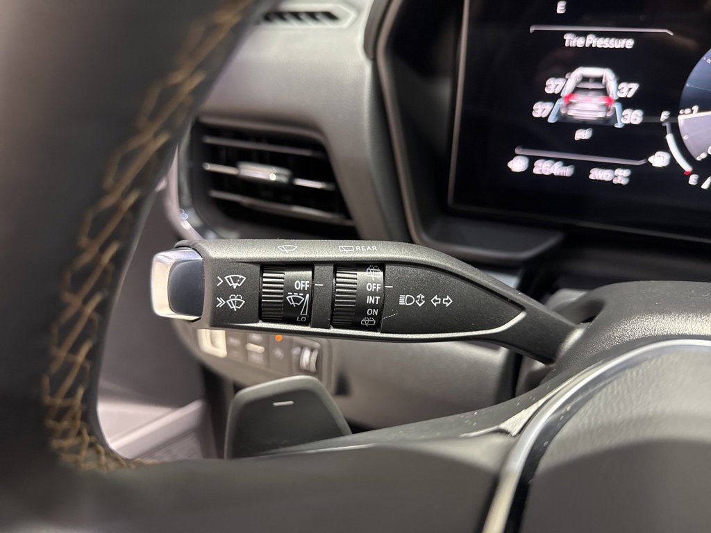 Used 2026 GMC Terrain AT4 w/ Convenience Package III image 32