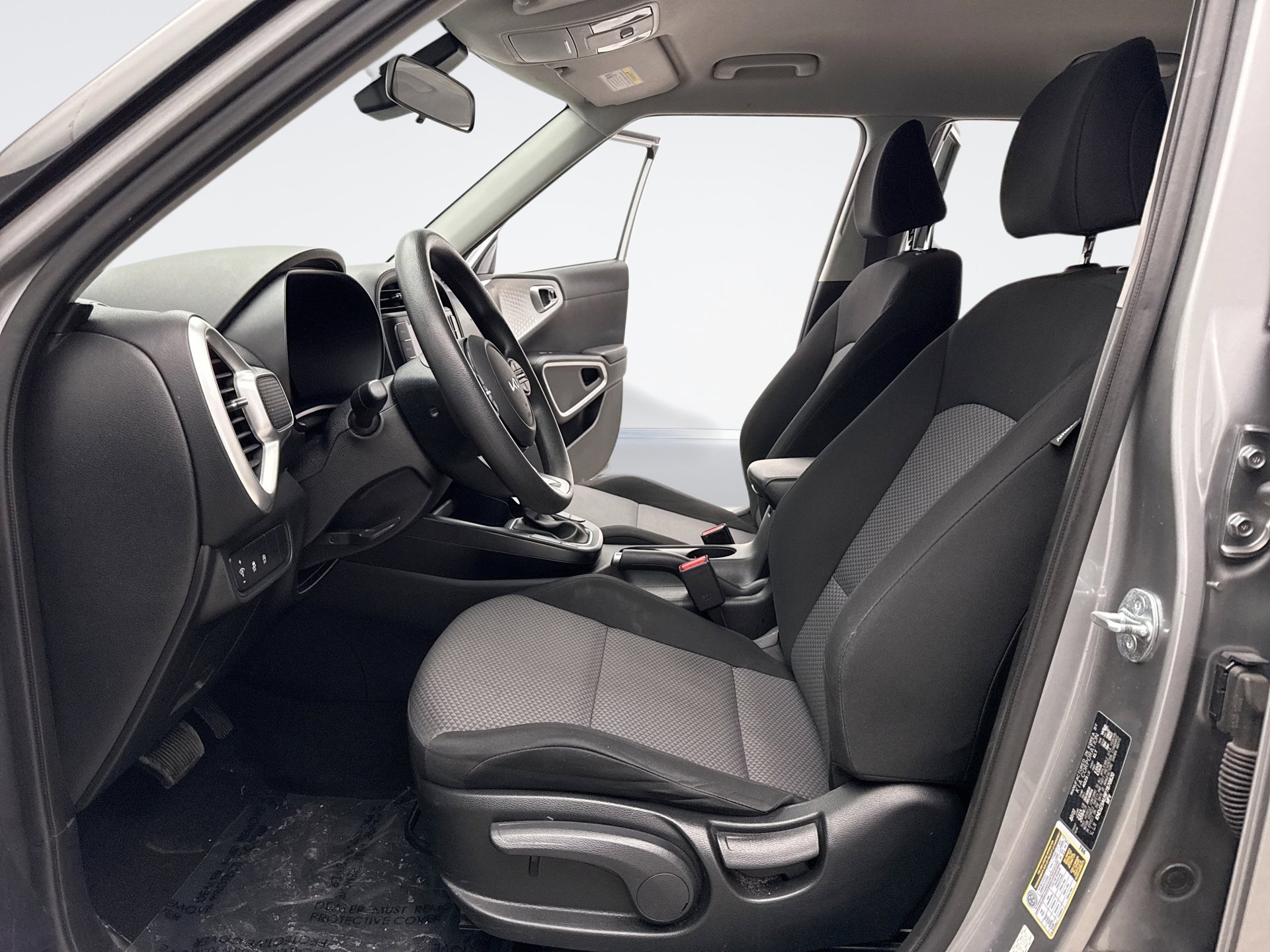 Used 2023 Kia Soul LX w/ Option Group 015 image 11