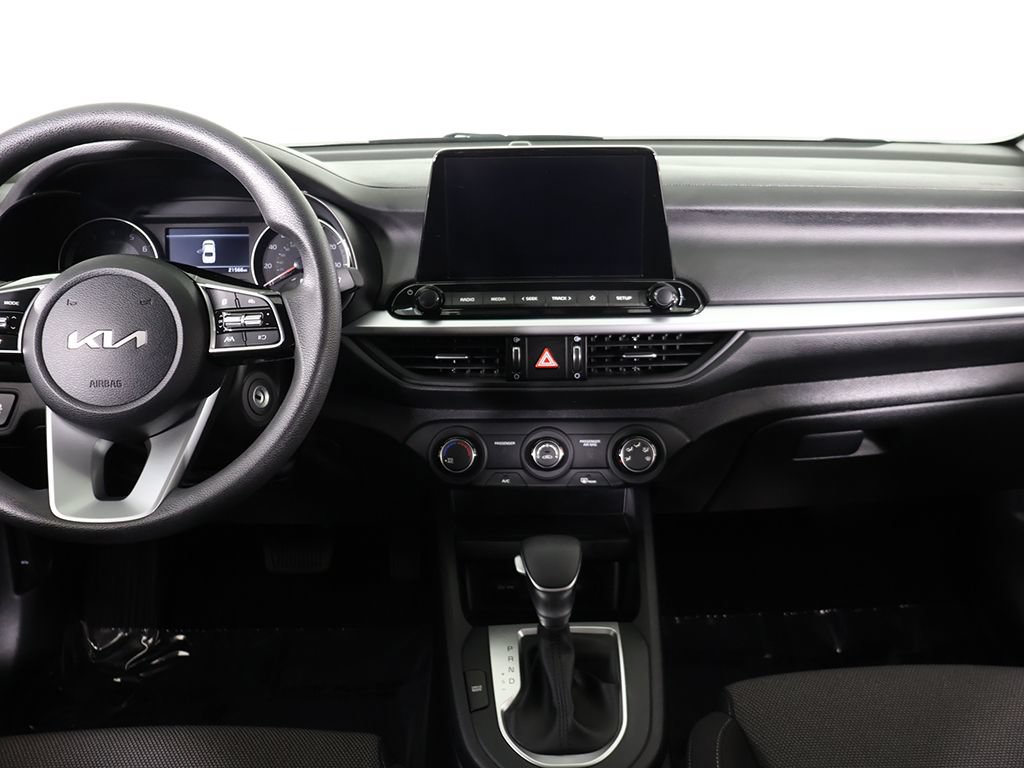 Certified 2024 Kia Forte LXS w/ LXS Technology Package FWD image 33