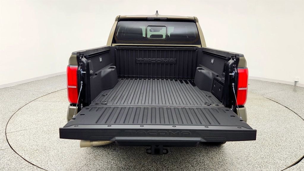 Used 2024 Toyota Tacoma TRD Off-Road w/ TRD Off Road Upgrade Package image 21