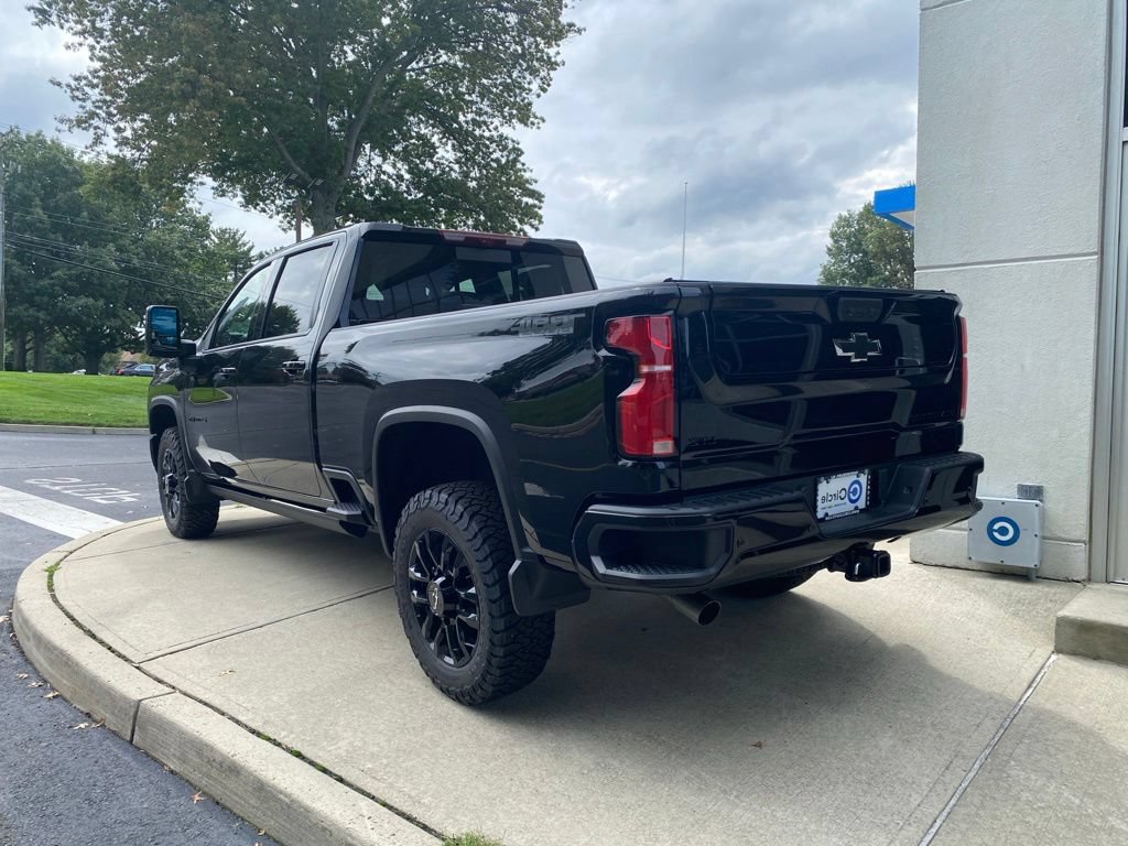 New 2026 Chevrolet Silverado 2500 LTZ w/ LTZ Plus Package AWD/4WD image 8