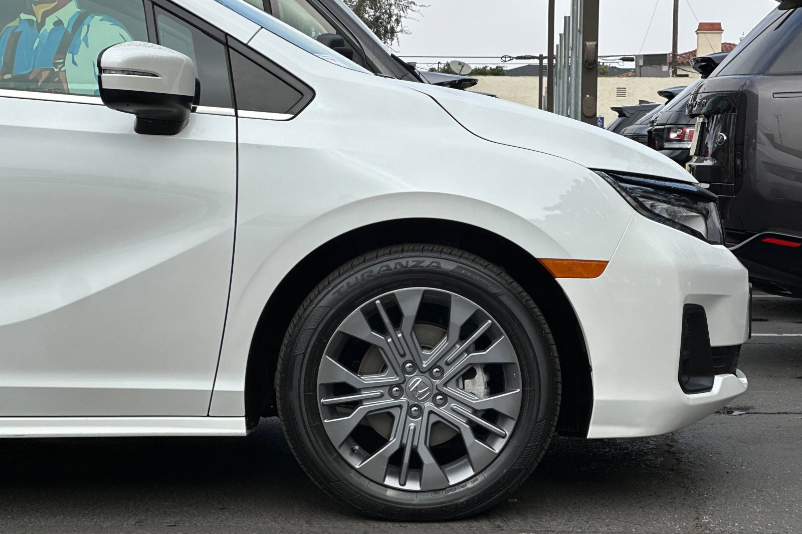 Used 2025 Honda Odyssey Touring image 37