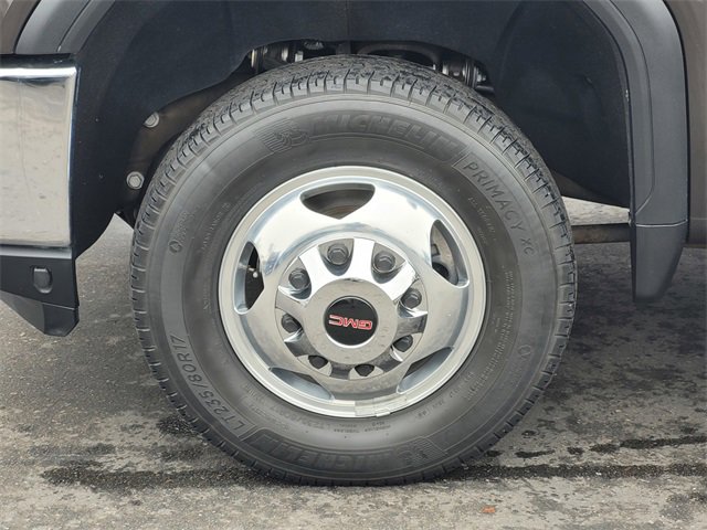 Used 2020 GMC Sierra 3500 SLT w/ Technology Package image 10