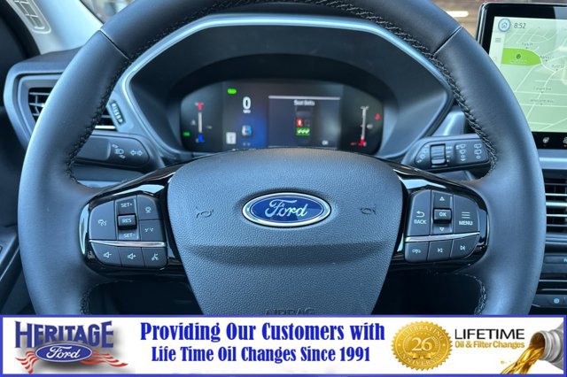 New 2025 Ford Escape SE w/ Class II Trailer Tow Package image 24