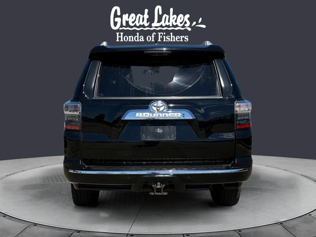 Used 2015 Toyota 4Runner Limited AWD/4WD image 4