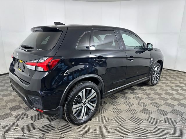 Used 2024 Mitsubishi Outlander Sport SE image 3