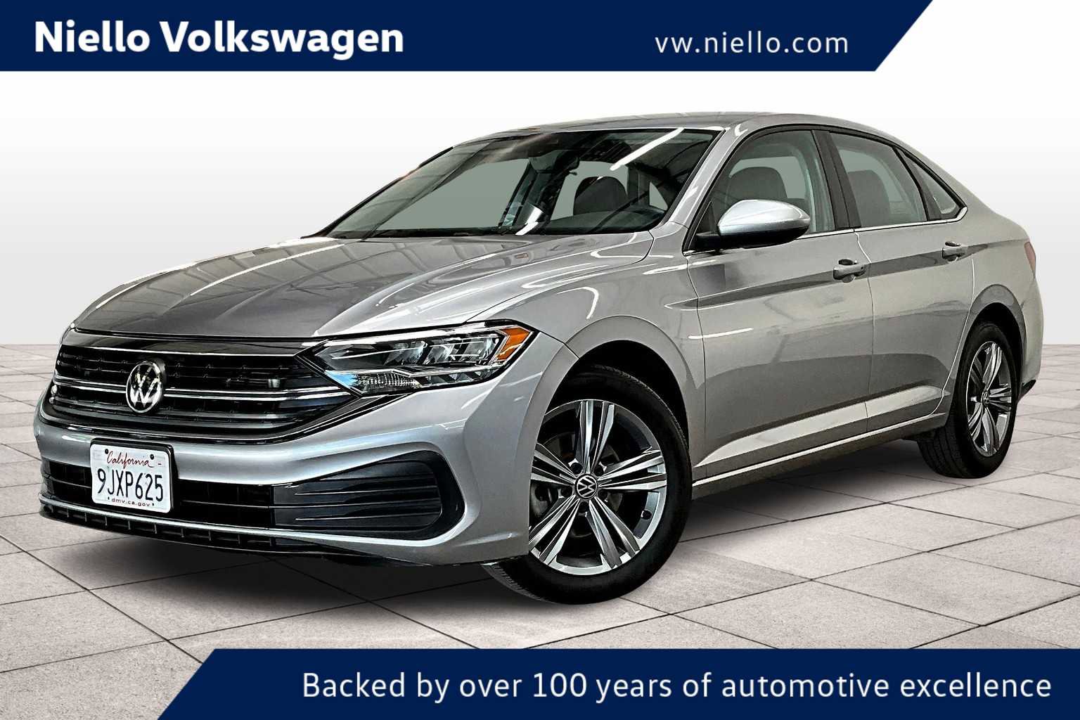 Used 2024 Volkswagen Jetta SE