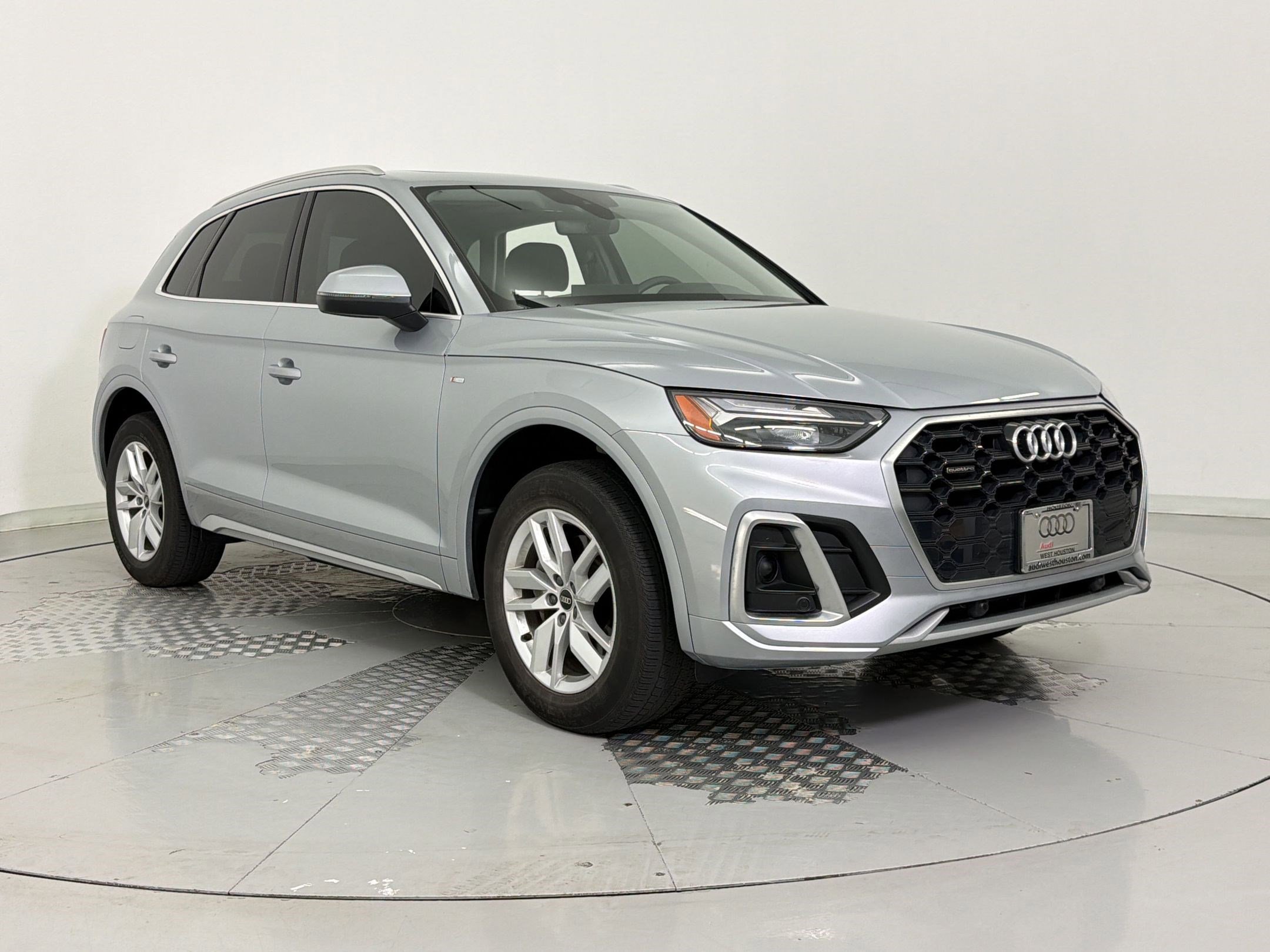 Certified 2023 Audi Q5 2.0T Premium w/ Convenience Package image 7