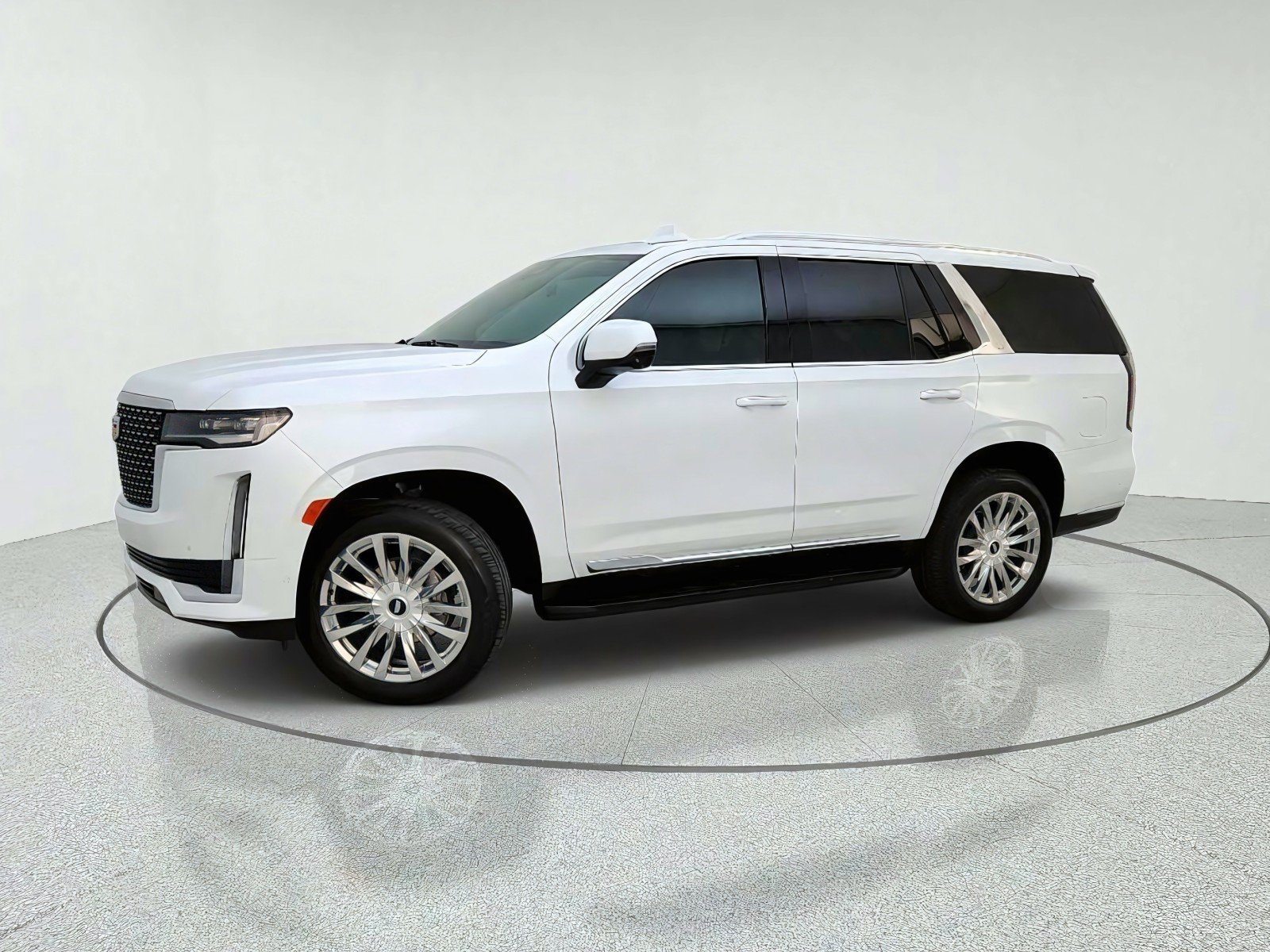 Used 2024 Cadillac Escalade Premium Luxury AWD/4WD image 15