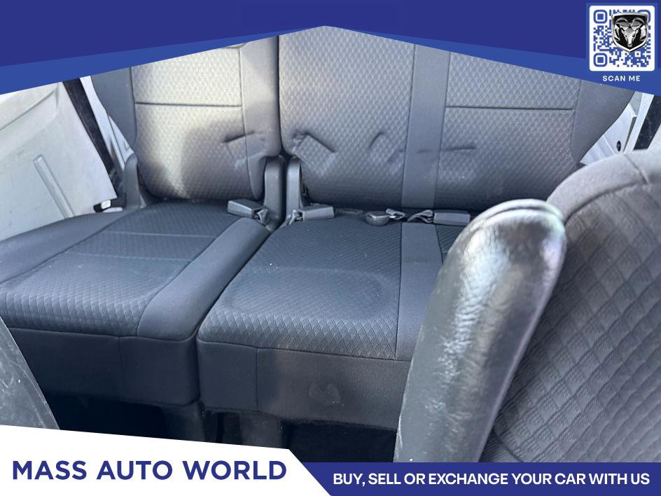 Used 2010 Dodge Grand Caravan SE image 8