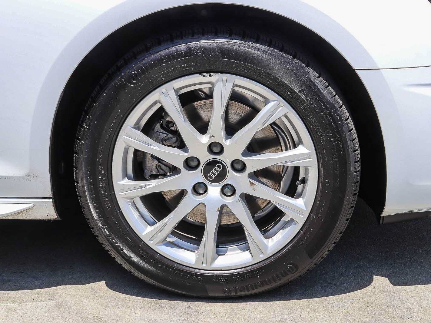 Used 2023 Audi A4 2.0T Premium w/ Convenience Package AWD/4WD image 9