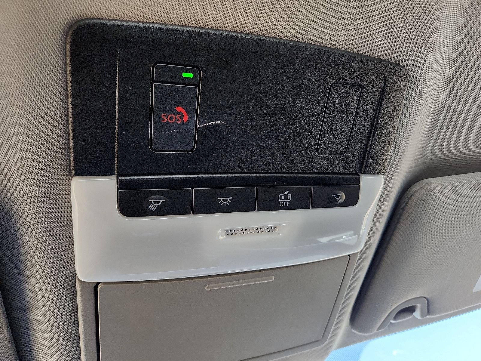 Used 2025 Nissan Altima 2.5 SV FWD image 13