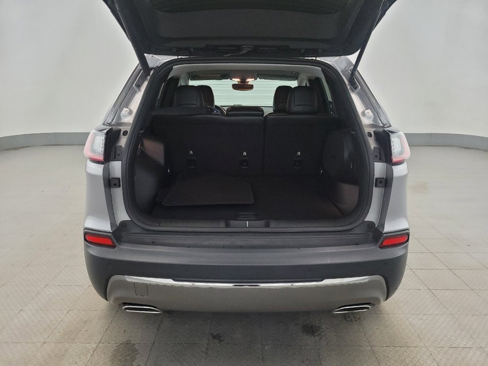 Used 2019 Jeep Cherokee Limited AWD/4WD image 29