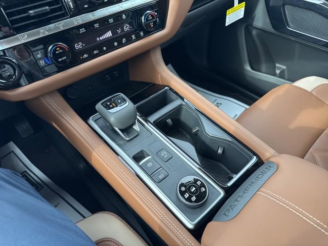 New 2026 Nissan Pathfinder Platinum AWD/4WD image 32