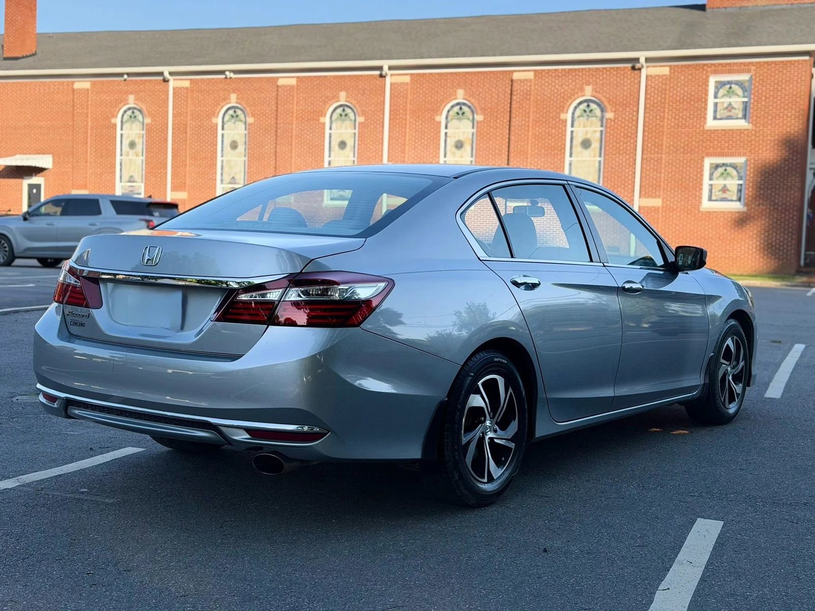 Used 2017 Honda Accord LX image 6