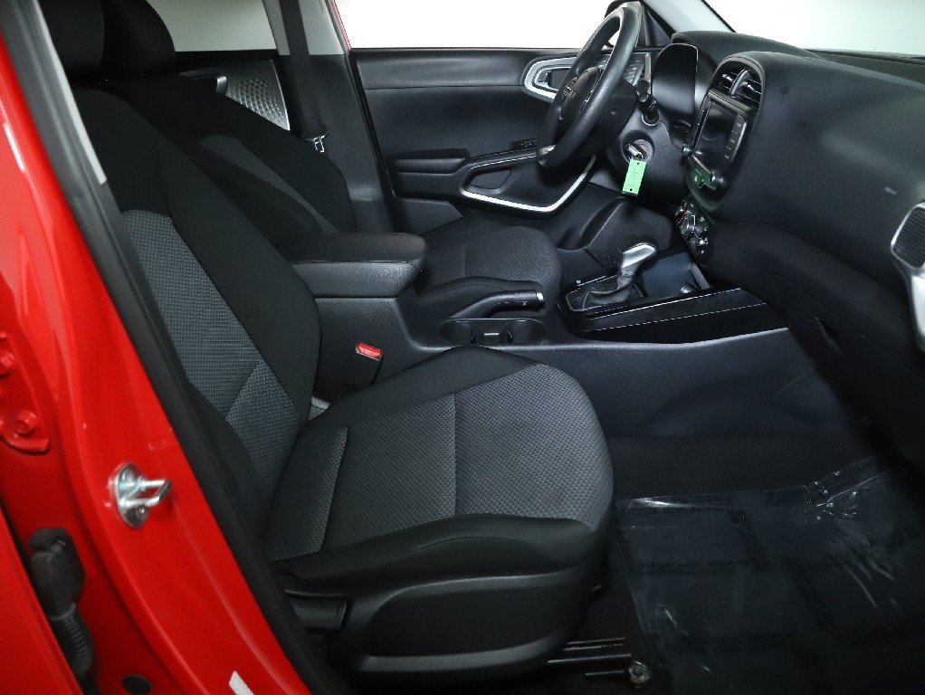 Used 2023 Kia Soul LX w/ LX Technology Package image 33