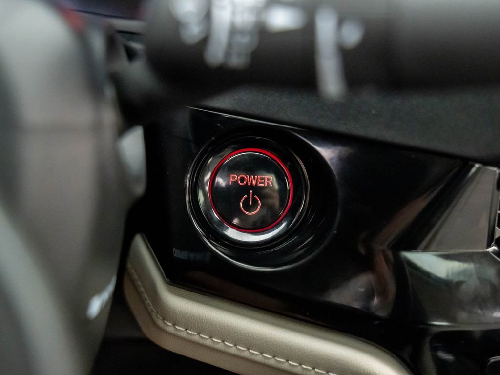 Certified 2025 Honda Accord EX-L image 19