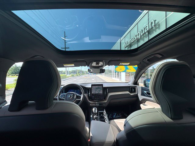 Certified 2026 Volvo XC60 B5 Plus AWD/4WD image 18