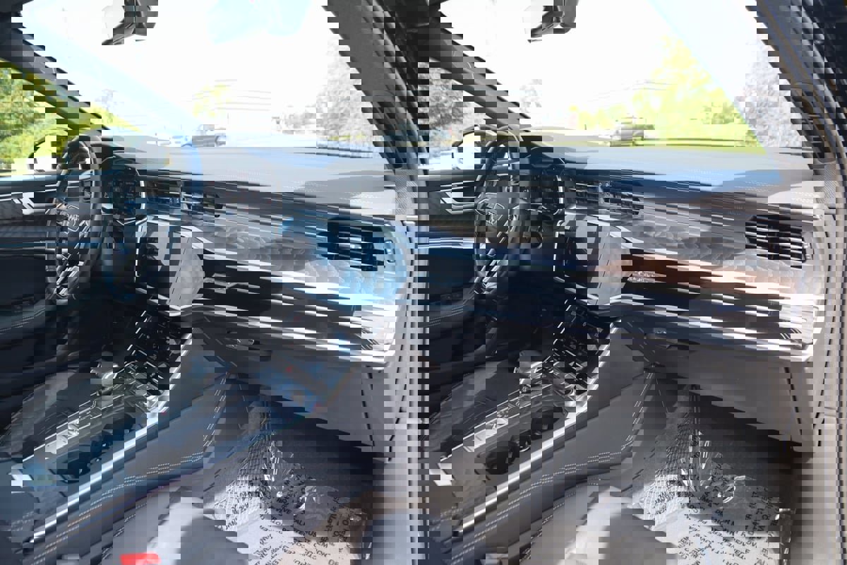 Used 2022 Audi A6 Premium Plus image 65