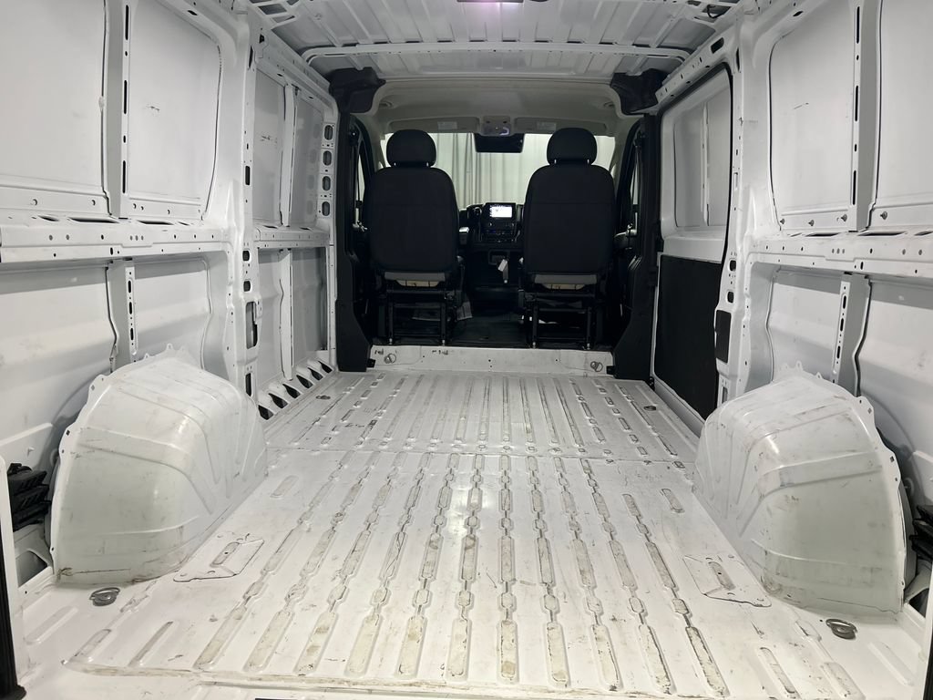 Used 2025 RAM ProMaster 2500 w/ Convenience Group FWD image 23