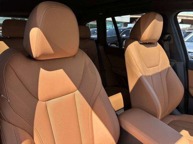 Used 2024 BMW X3 xDrive30i w/ Premium Package AWD/4WD image 12
