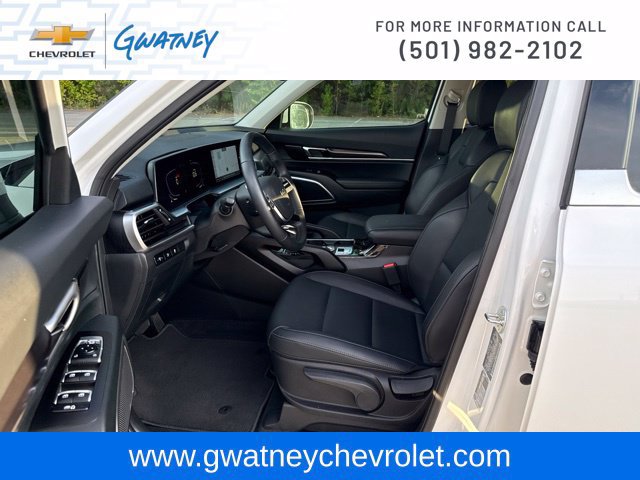 Used 2025 Kia Telluride LX FWD image 31