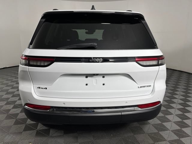 Used 2022 Jeep Grand Cherokee Limited AWD/4WD image 10