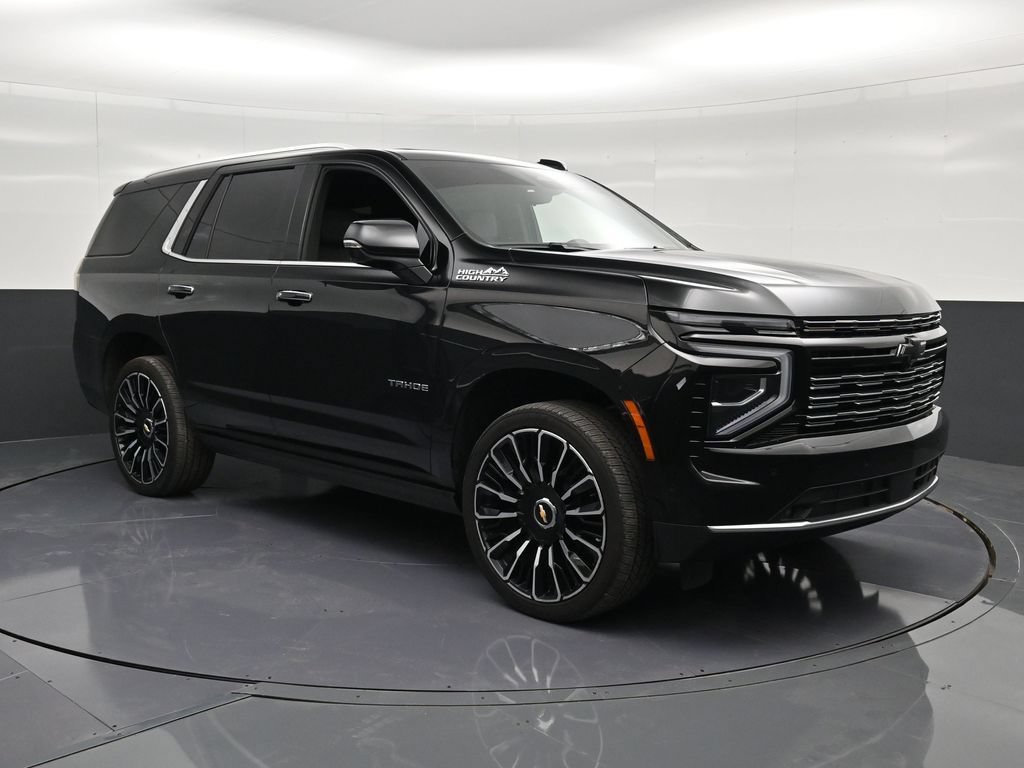 Used 2025 Chevrolet Tahoe High Country AWD/4WD image 5