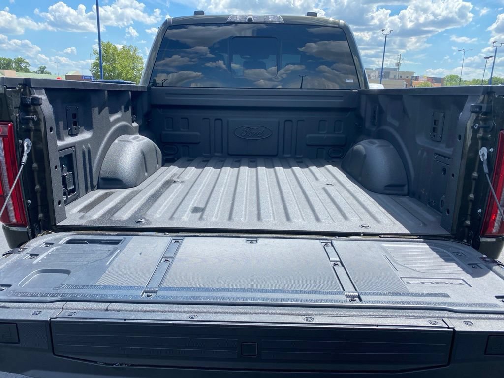 Used 2024 Ford F150 Raptor AWD/4WD image 10