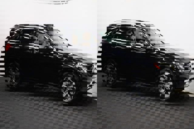 Used 2018 Mercedes-Benz GLC 300 Luxury w/ Multimedia Package image 1