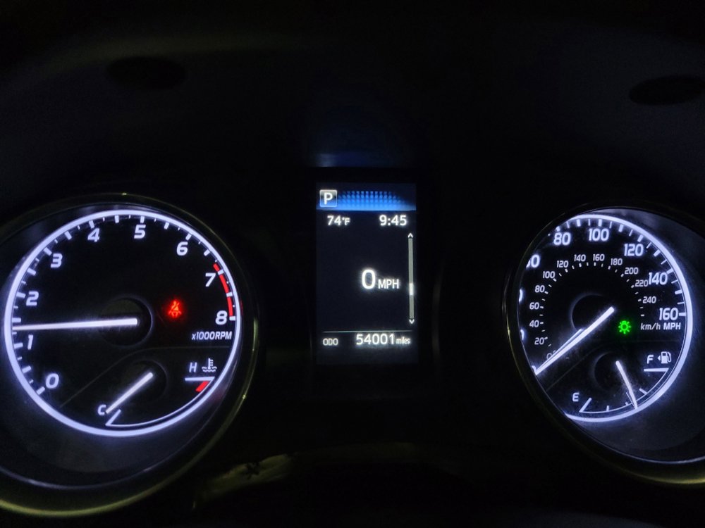 Used 2020 Toyota Camry SE FWD image 23