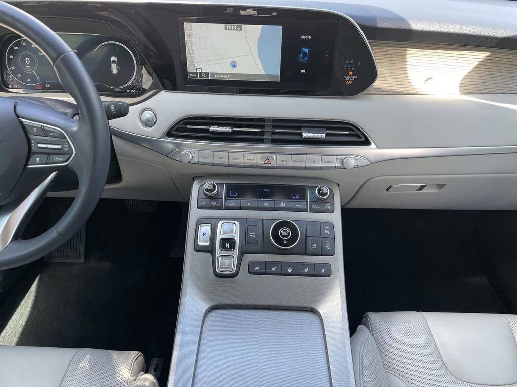 Used 2022 Hyundai Palisade Limited FWD image 16