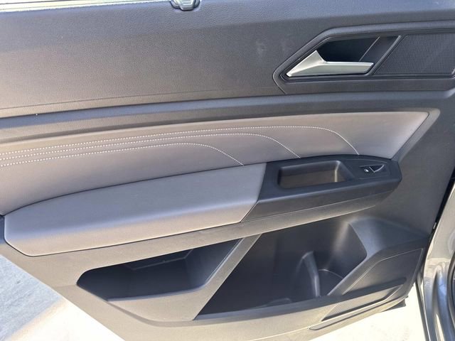Certified 2022 Volkswagen Atlas SE w/ Panoramic Sunroof Package FWD image 9