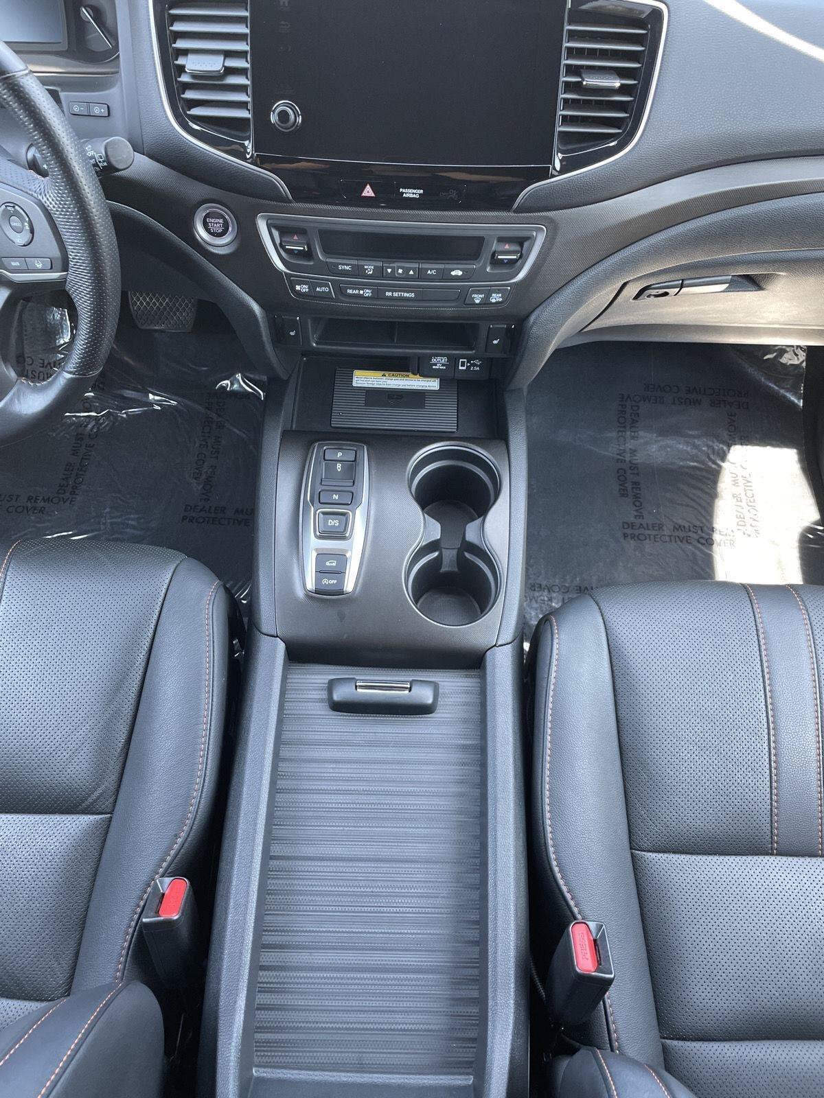 Used 2023 Honda Passport TrailSport image 28