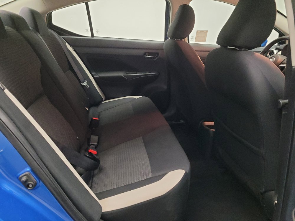 Used 2021 Nissan Versa SV FWD image 19