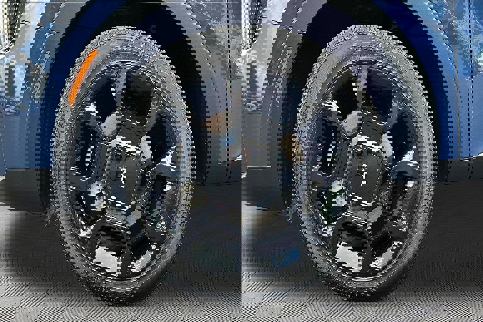 Certified 2024 Kia Sorento SX AWD/4WD image 35