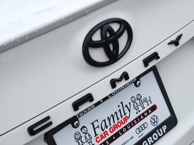 Used 2024 Toyota Camry SE FWD image 6