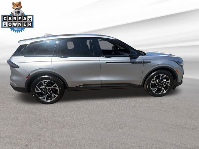 Used 2024 Lincoln Nautilus Premier w/ Jet Appearance Package AWD/4WD image 10