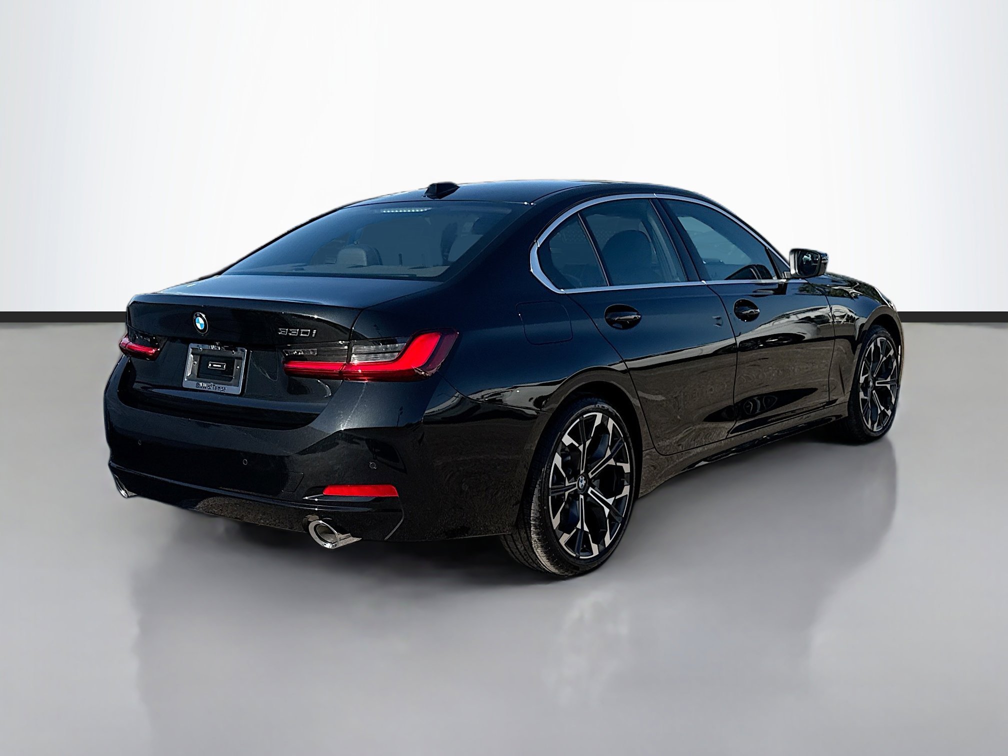 New 2026 BMW 330i 330i NA image 3