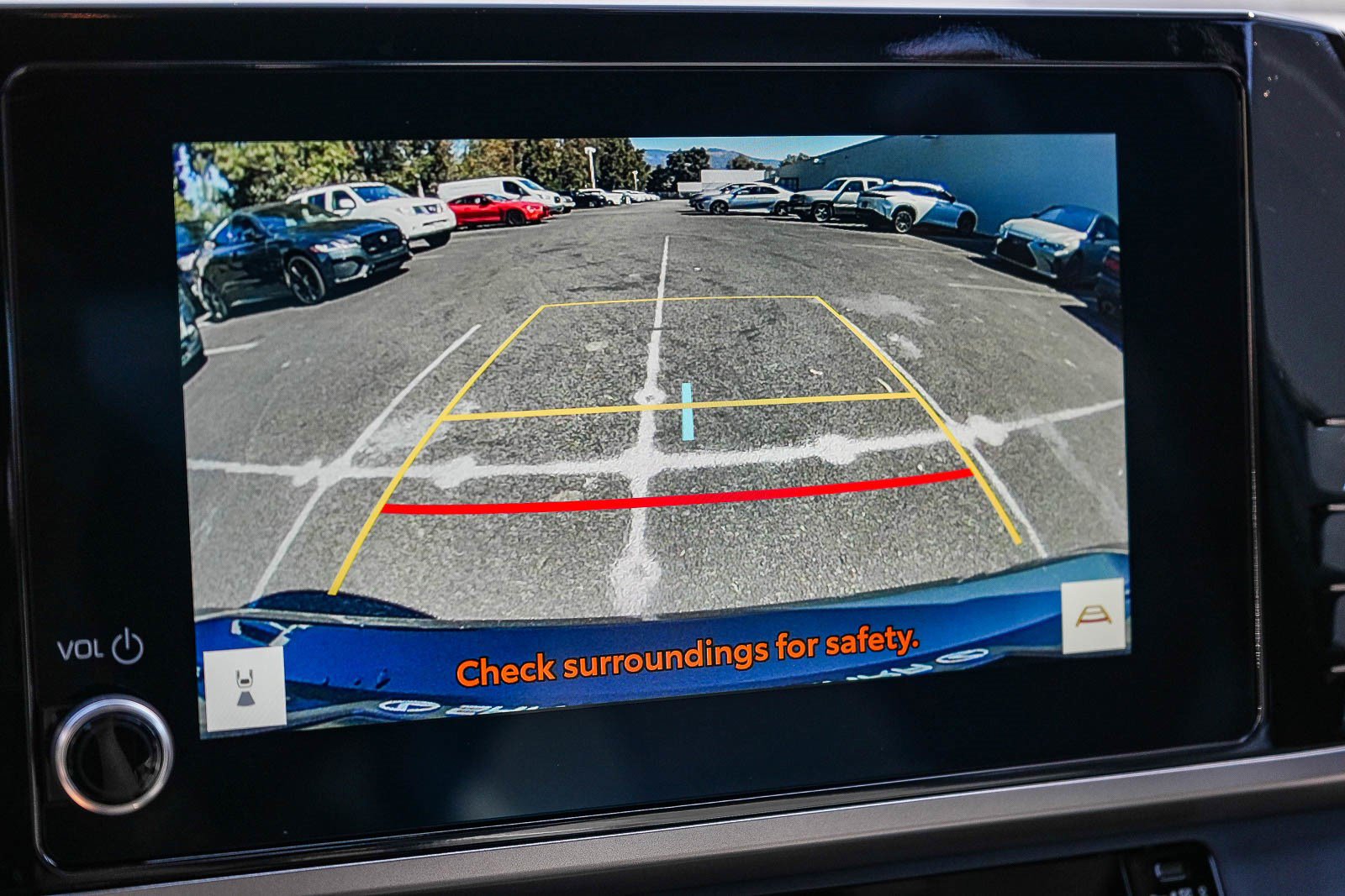 Used 2025 Toyota Camry SE FWD image 22