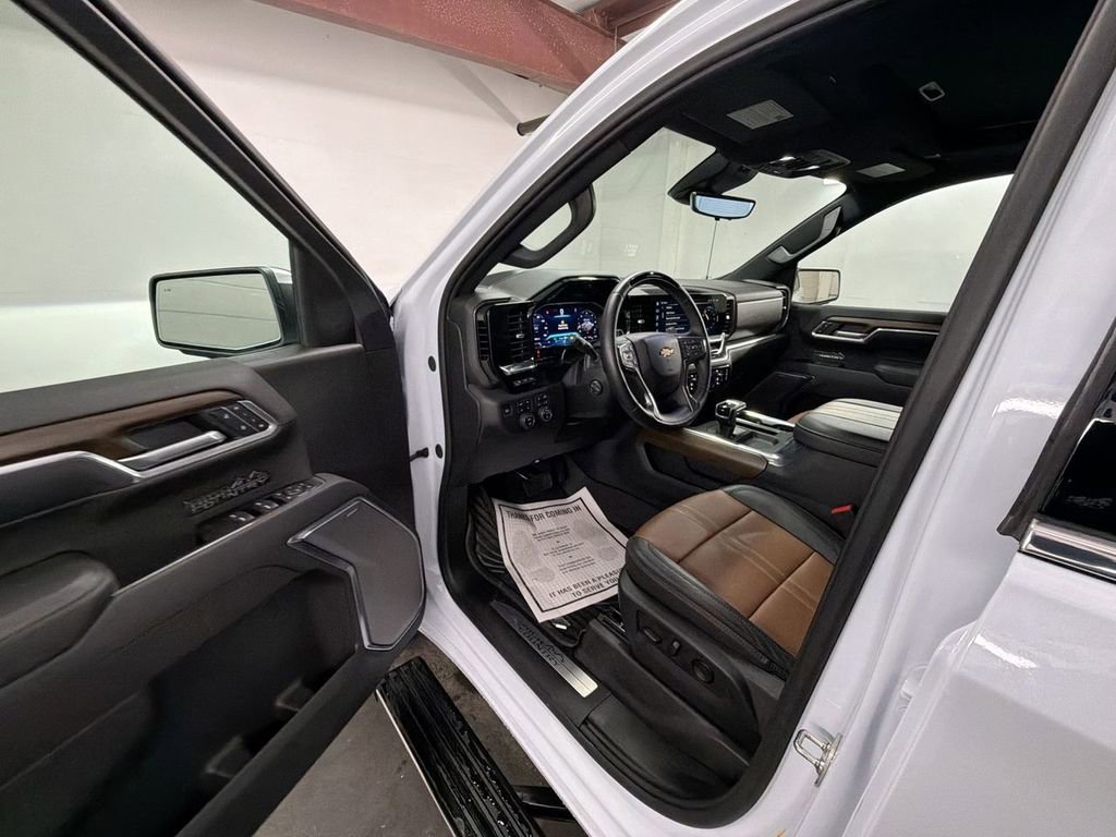 Used 2026 Chevrolet Silverado 1500 High Country w/ Technology Package image 10