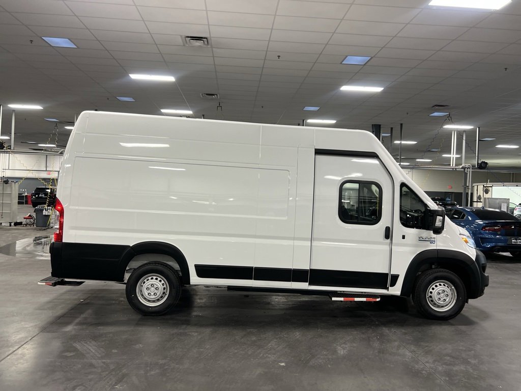 Used 2024 RAM ProMaster 3500 w/ Delivery Van Package image 6