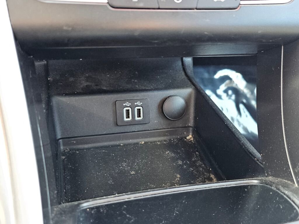 Used 2019 Ford Fusion SEL image 33