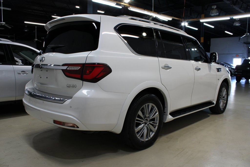 Used 2018 INFINITI QX80 2WD w/ Driver Assistance Package image 3