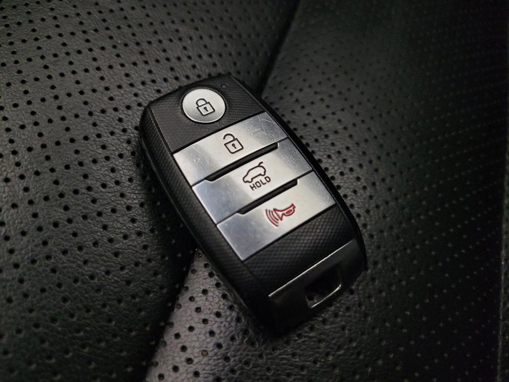 Used 2019 Kia Sorento EX image 32