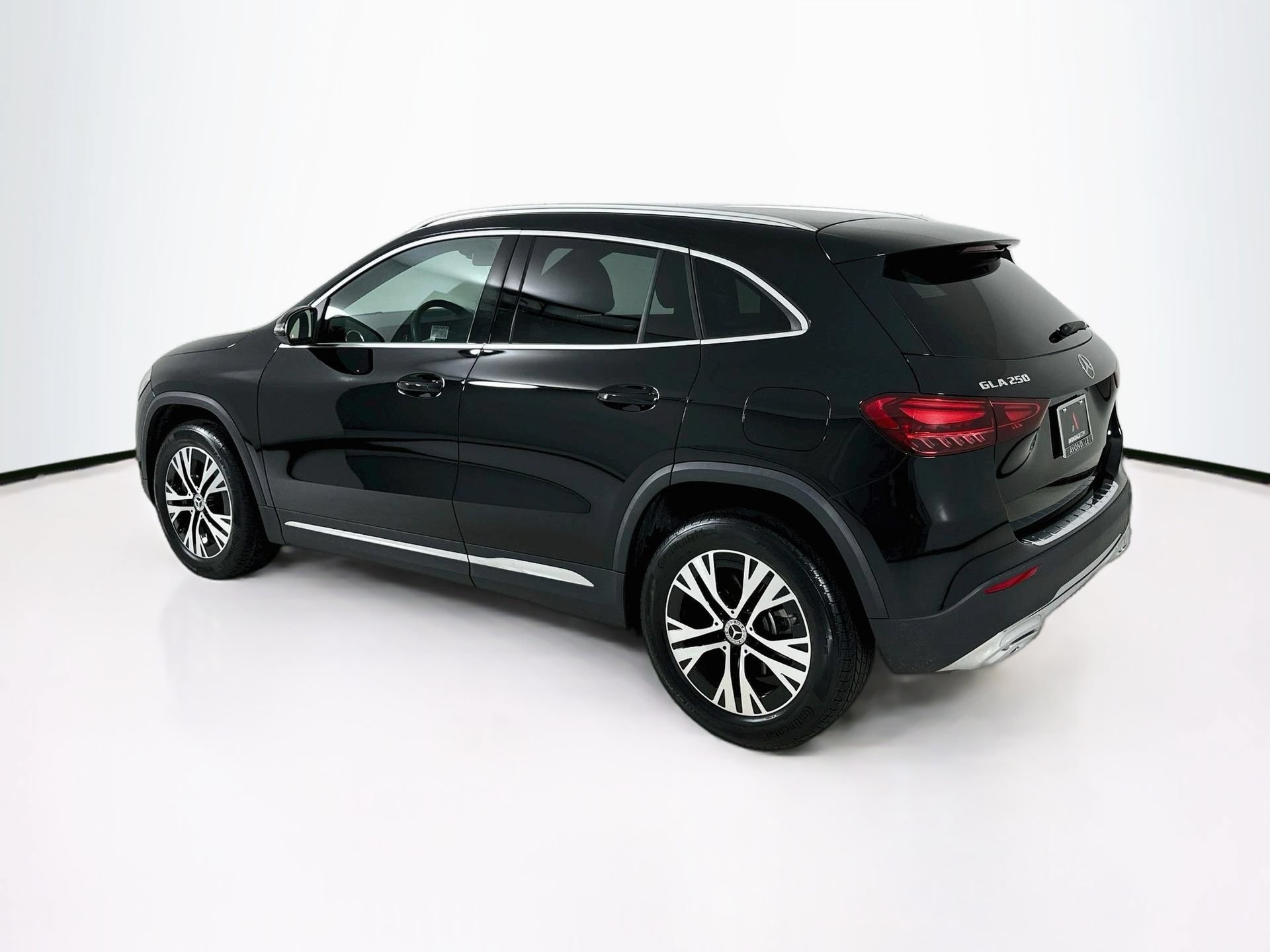 Used 2025 Mercedes-Benz GLA 250 image 6