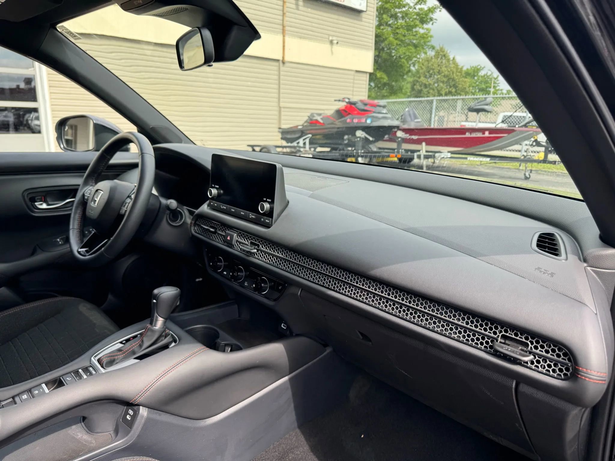 Used 2025 Honda HR-V Sport image 20