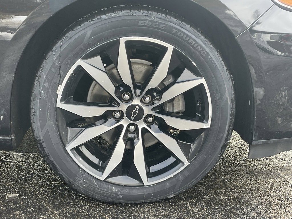 Certified 2023 Chevrolet Malibu RS w/ Driver Confidence Package image 9