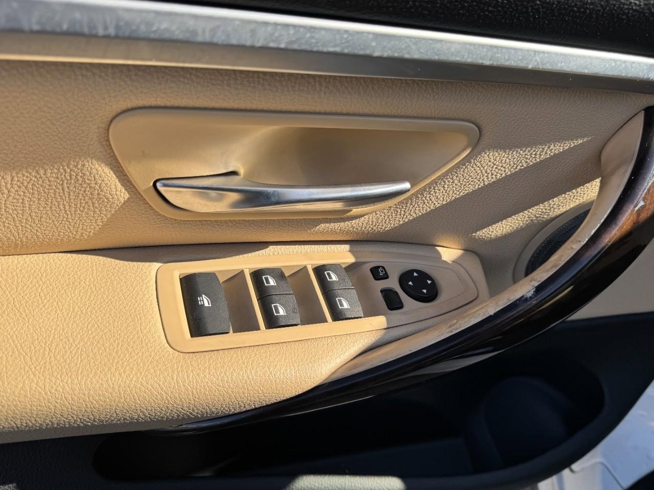 Used 2017 BMW 430i xDrive Convertible image 12